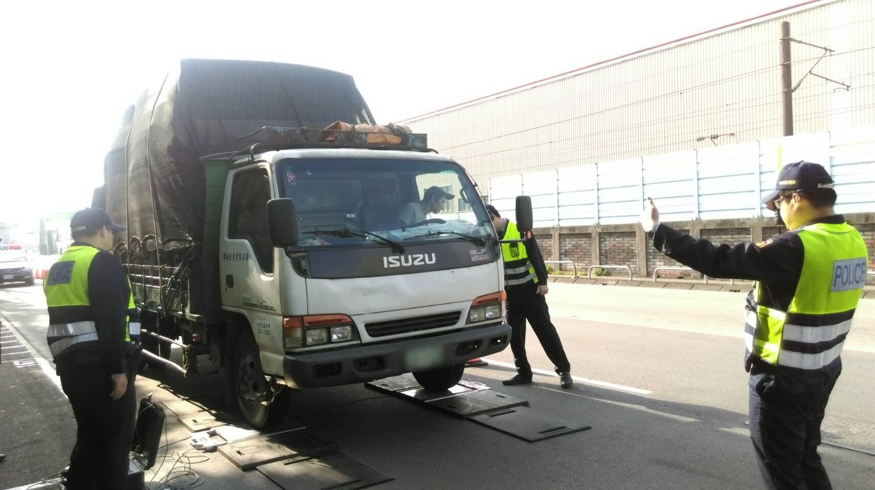 違規改裝車輛擾民  樹林警加強稽查掃蕩